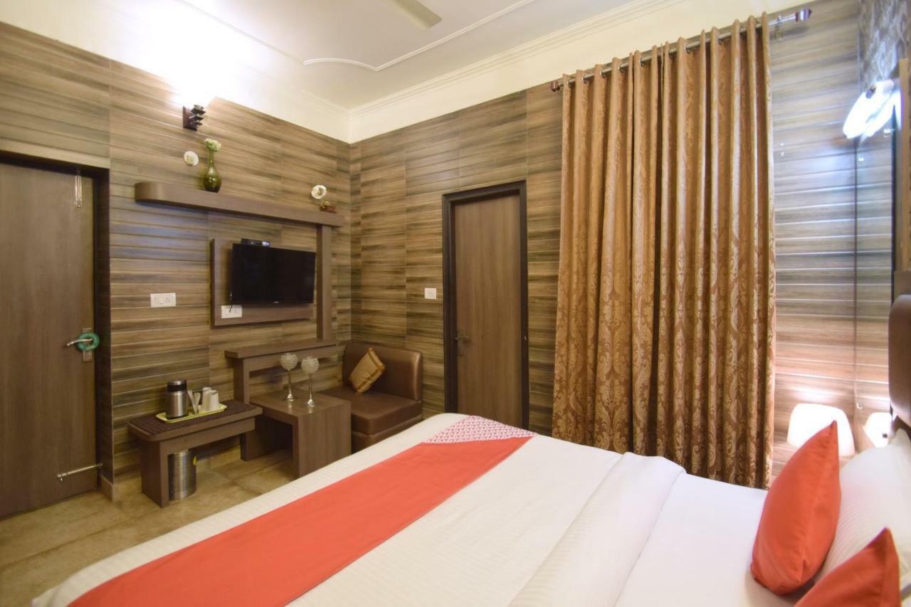 Oyo 5540 Etiler Hotel Katra  Exterior foto